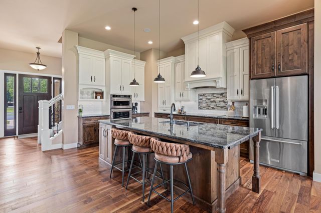 14549 Furman Street NE, Forest Lake, MN 55025