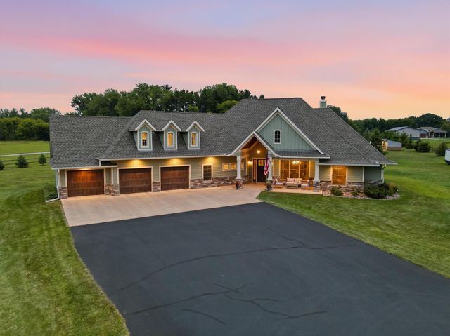 14549 Furman Street NE, Forest Lake, MN 55025