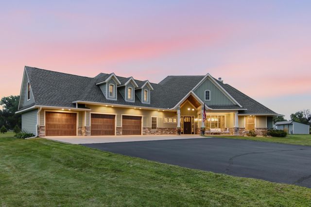 14549 Furman Street NE, Forest Lake, MN 55025