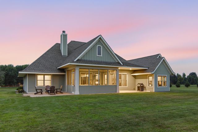 14549 Furman Street NE, Forest Lake, MN 55025