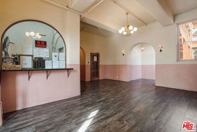 2731 Beverly Boulevard, Los Angeles, CA 90057