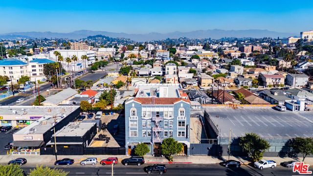 2731 Beverly Boulevard, Los Angeles, CA 90057