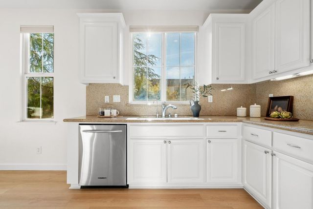 4346 Headen Way, Santa Clara, CA 95054