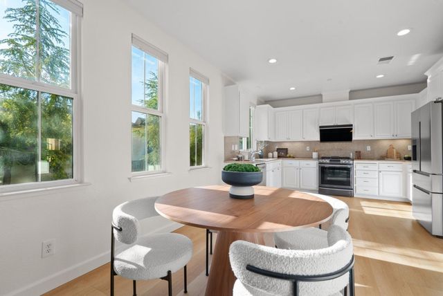 4346 Headen Way, Santa Clara, CA 95054