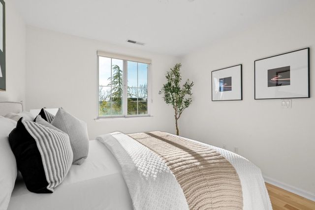 4346 Headen Way, Santa Clara, CA 95054