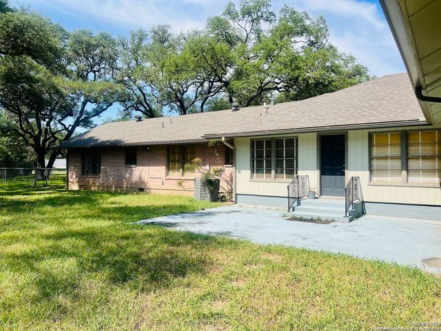 3004 Nacogdoches, San Antonio, TX 78217