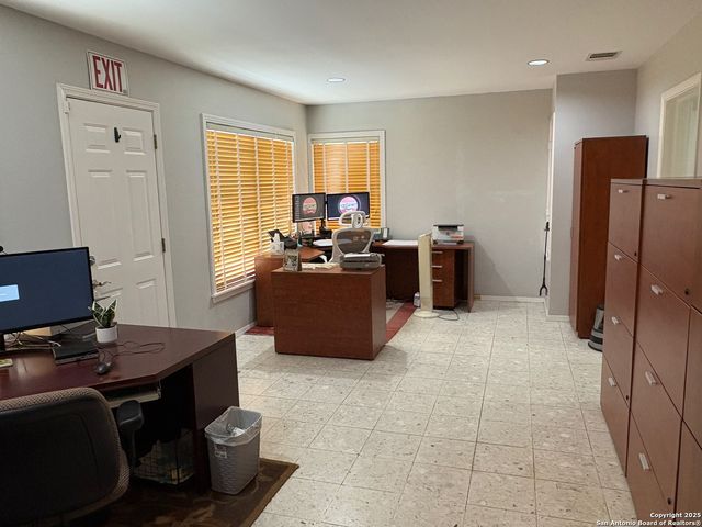 3004 Nacogdoches, San Antonio, TX 78217