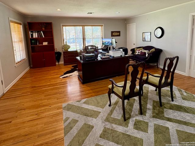 3004 Nacogdoches, San Antonio, TX 78217