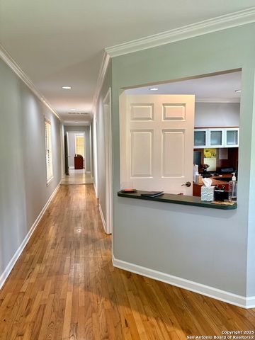 3004 Nacogdoches, San Antonio, TX 78217