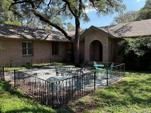 3004 Nacogdoches, San Antonio, TX 78217