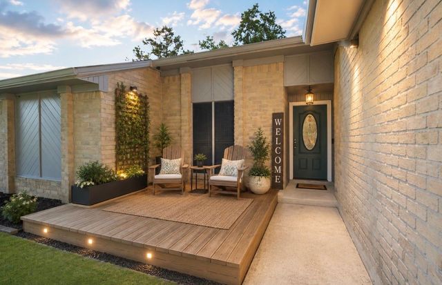 842 Walbrook Drive, Houston, TX 77062