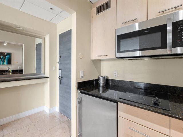 2670 E SUNRISE Boulevard 1418, Fort Lauderdale, FL 33304