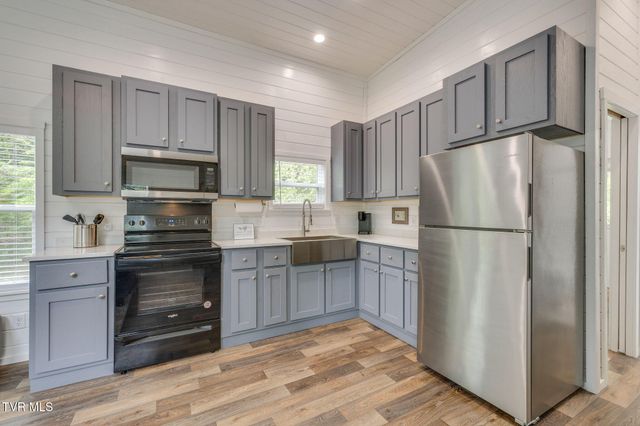 1226 Doe Creek Road, Butler, TN 37640