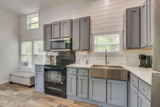 1226 Doe Creek Road, Butler, TN 37640