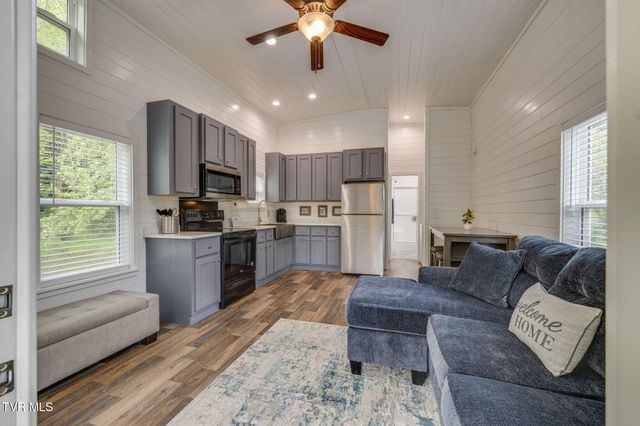 1226 Doe Creek Road, Butler, TN 37640
