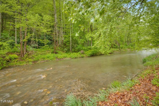 1226 Doe Creek Road, Butler, TN 37640