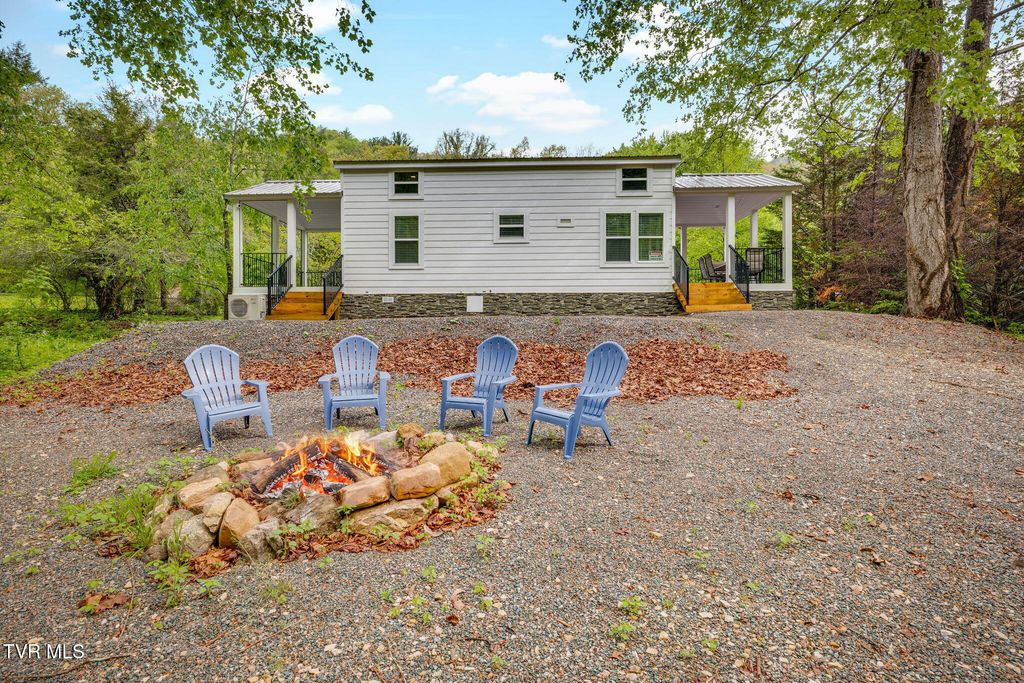 1226 Doe Creek Road, Butler, TN 37640