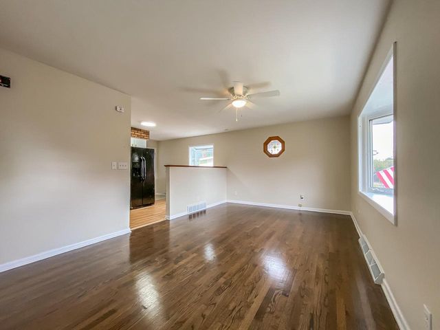 808 Birchwood DRIVE, Beaver Dam, WI 53916