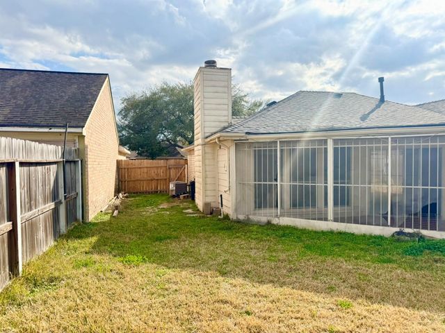 9622 Sandstone Street, Houston, TX 77036