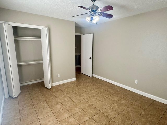 9622 Sandstone Street, Houston, TX 77036