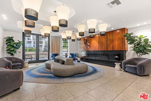 10777 Wilshire Boulevard 201, Los Angeles, CA 90024