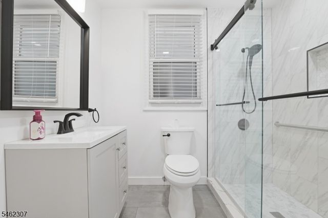 813 20Th St, Union City, NJ 07087