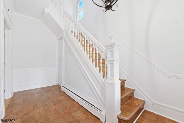 813 20Th St, Union City, NJ 07087