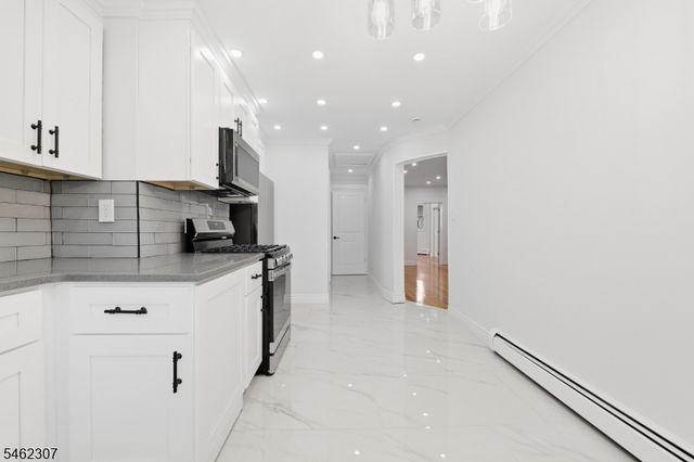 813 20Th St, Union City, NJ 07087