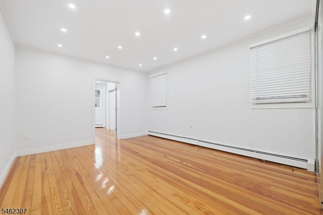 813 20Th St, Union City, NJ 07087