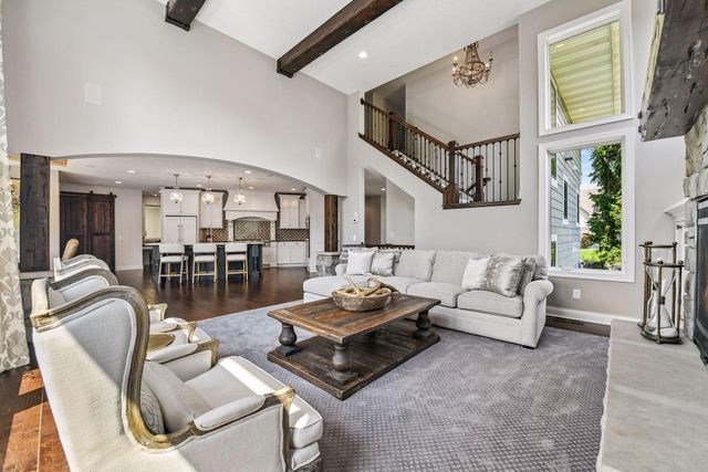 9690 Sky Lane, Eden Prairie, MN 55347