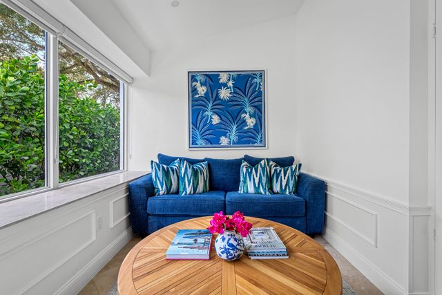 104 NE 17TH Avenue, Fort Lauderdale, FL 33301