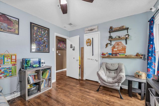 2004 N 40th Street, Waco, TX 76707