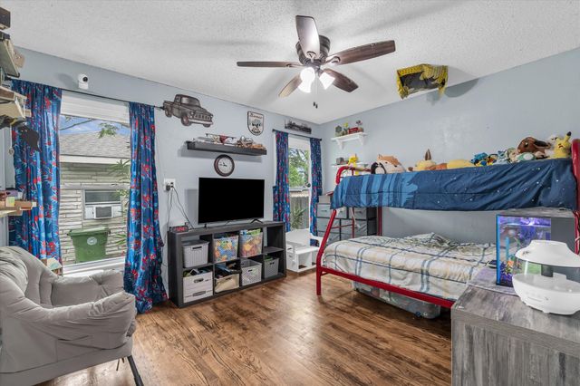 2004 N 40th Street, Waco, TX 76707