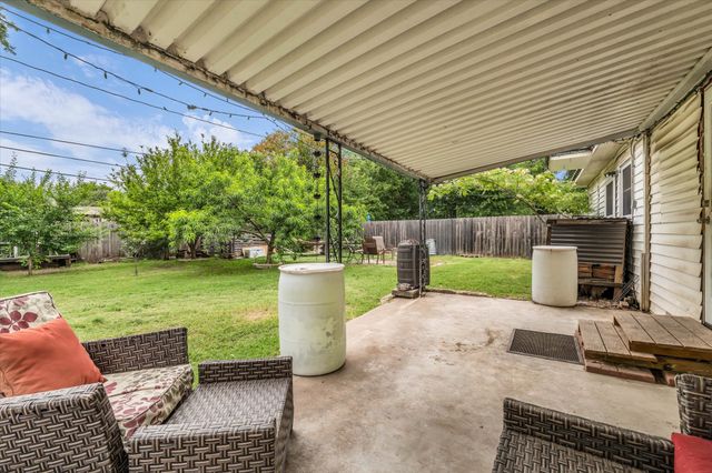 2004 N 40th Street, Waco, TX 76707