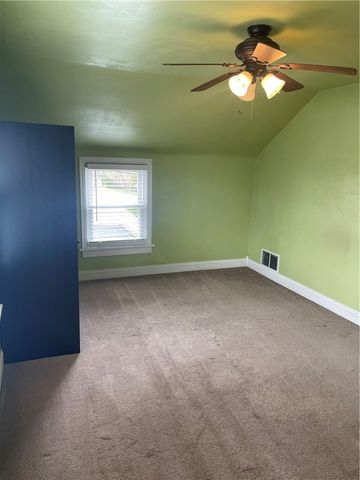 19 Landis Ave, Hempfield Twp, PA 15644