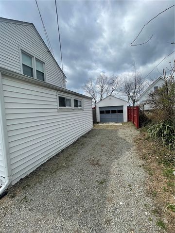 19 Landis Ave, Hempfield Twp, PA 15644
