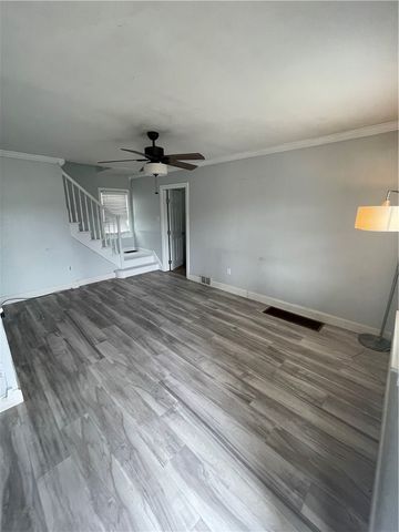 19 Landis Ave, Hempfield Twp, PA 15644