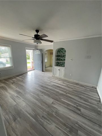 19 Landis Ave, Hempfield Twp, PA 15644