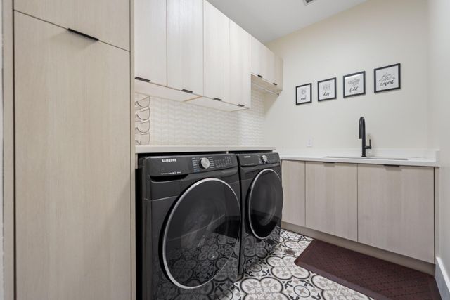 525 Whispering Pines Road, Boynton Beach, FL 33435