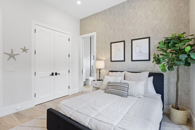 525 Whispering Pines Road, Boynton Beach, FL 33435