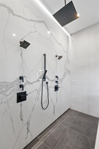 525 Whispering Pines Road, Boynton Beach, FL 33435