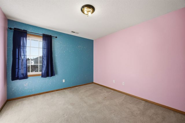 4070 Pinehurst Drive, Marion, IA 52302