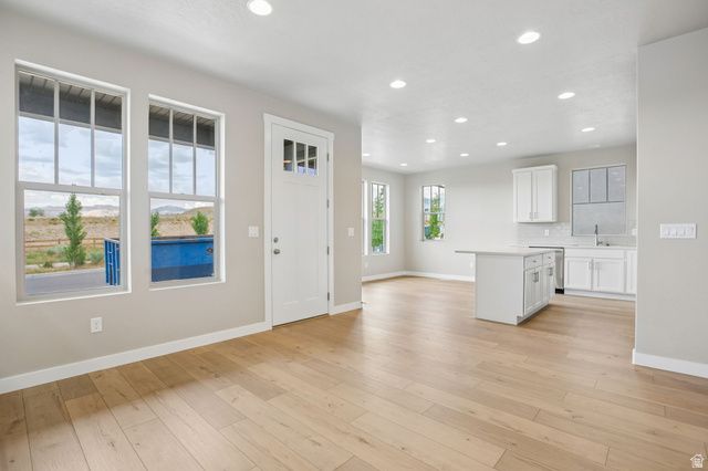 7006 W TERRAINE RD, West Jordan, UT 84081