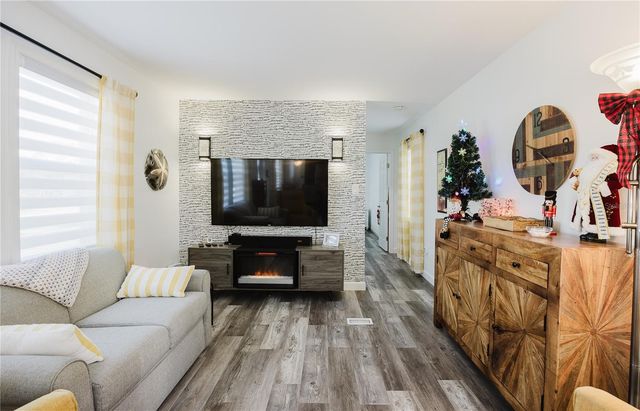 11296 OLIVE CIRCLE, Punta Gorda, FL 33955