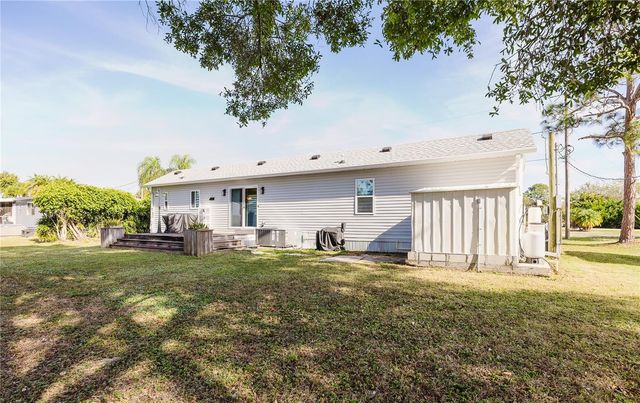 11296 OLIVE CIRCLE, Punta Gorda, FL 33955