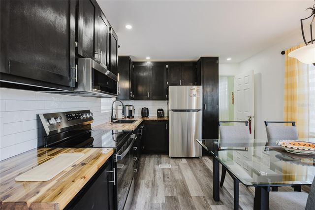 11296 OLIVE CIRCLE, Punta Gorda, FL 33955