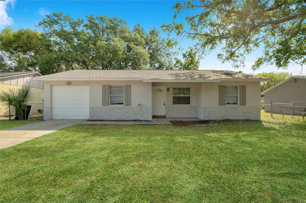 2853 SANFORD AVENUE, Sanford, FL 32773