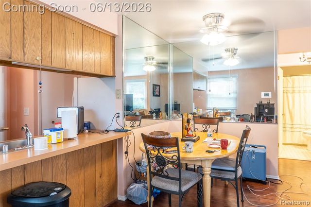1442 Mariner Drive, Walled Lake, MI 48390