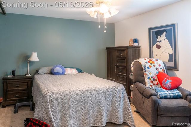 1442 Mariner Drive, Walled Lake, MI 48390