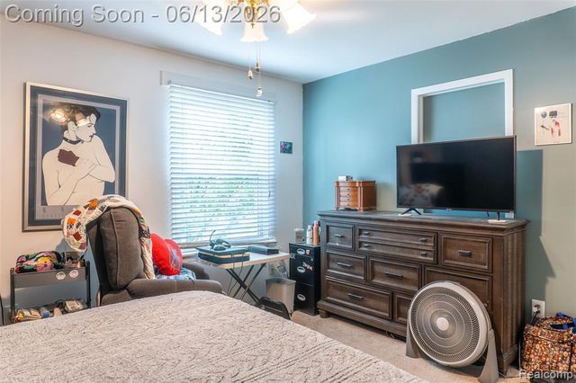 1442 Mariner Drive, Walled Lake, MI 48390